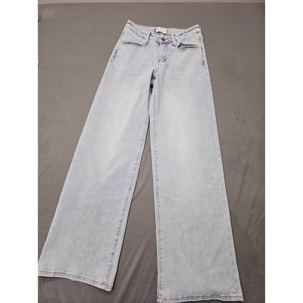 Austin Landing Women's Jeans Size 5 (26x32) Low Rise Wide Leg Flare Light Wash